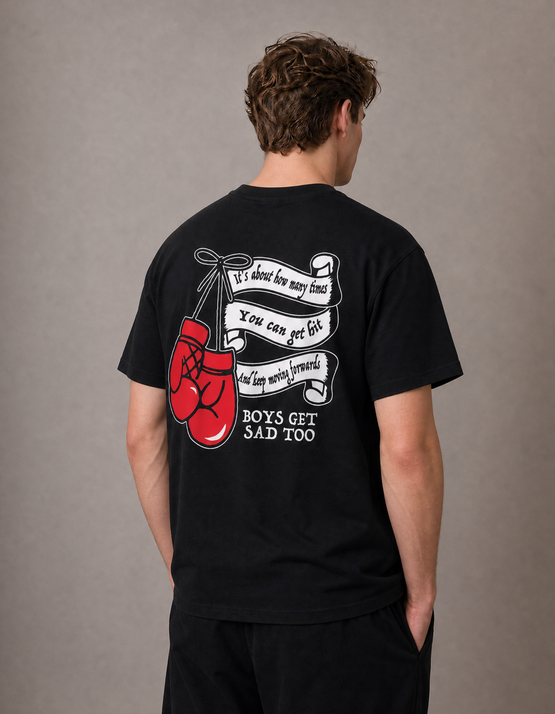 BOXING GLOVE TEE BLACK